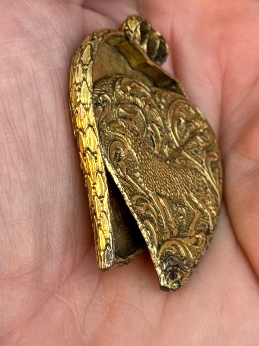 Pendentif reliquaire de dévotion -photo-2