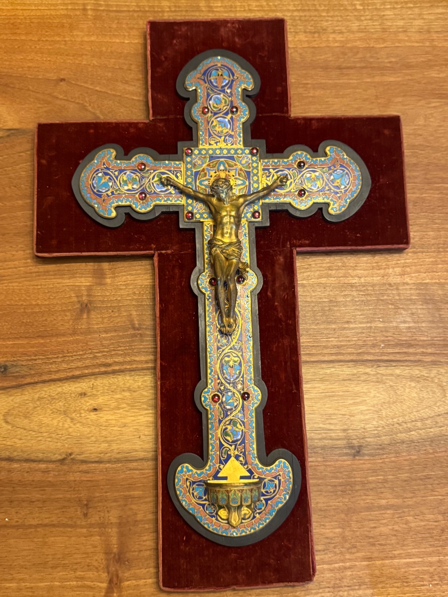 Crucifix néo-gothique en bronze doré et émaux cloisonnés-photo-5