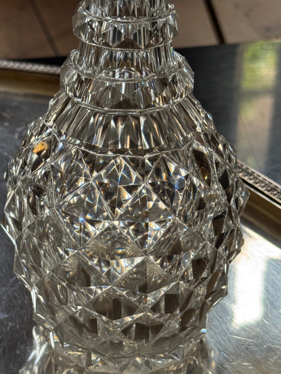 Paire de carafes à gros diamants – Baccarat, époque Restauration-photo-1