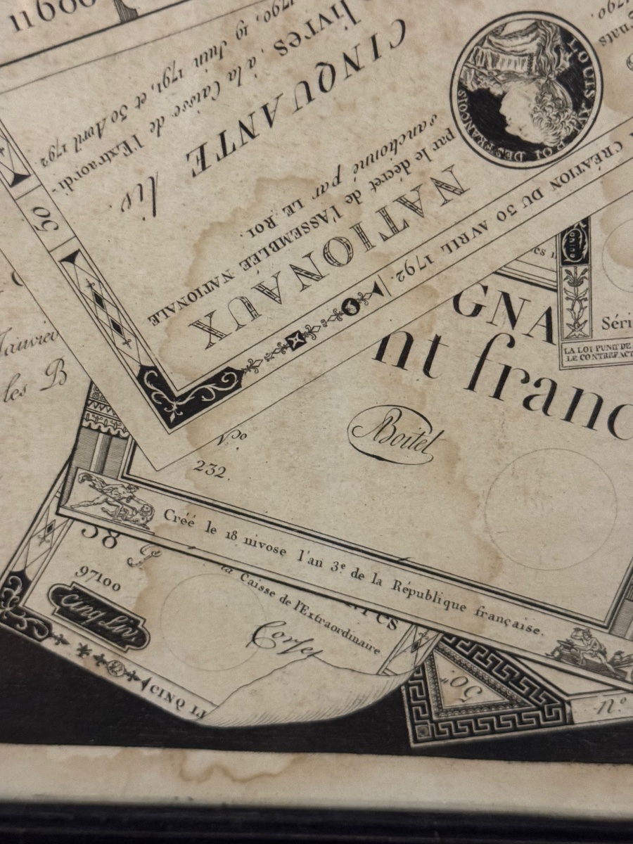 Trompe-l'œil Engraving Featuring Assignats -photo-1