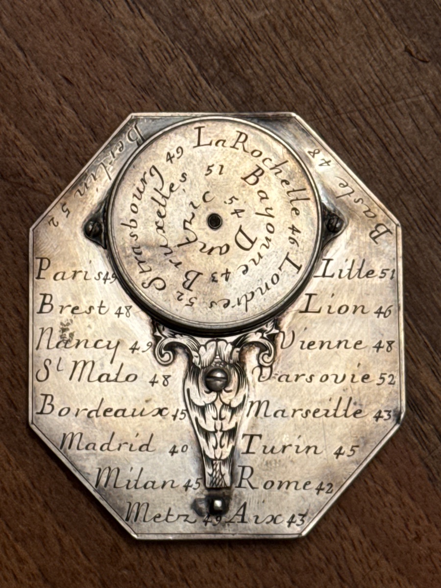 Cadran solaire de poche en argent -photo-2