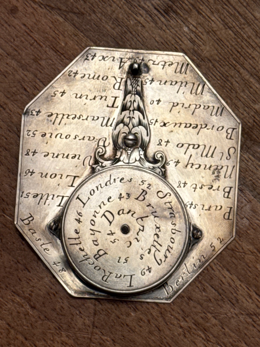 Cadran solaire de poche en argent -photo-4
