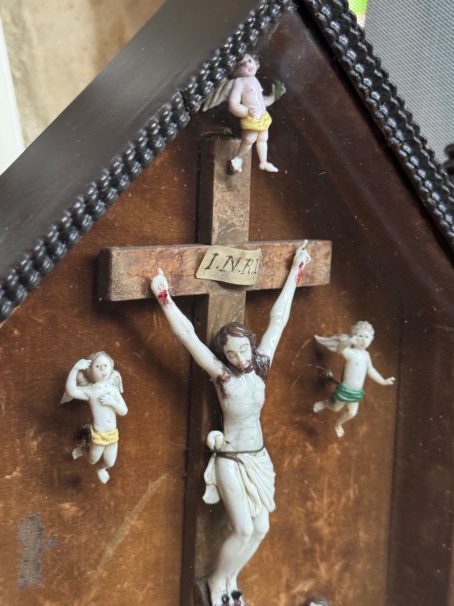 Crucifixion en verre filé de Nevers-photo-1