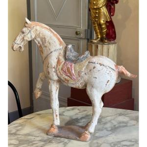 CHEVAL EN TERRE CUITE POLYCHROME - CHINE - ÉPOQUE TANG