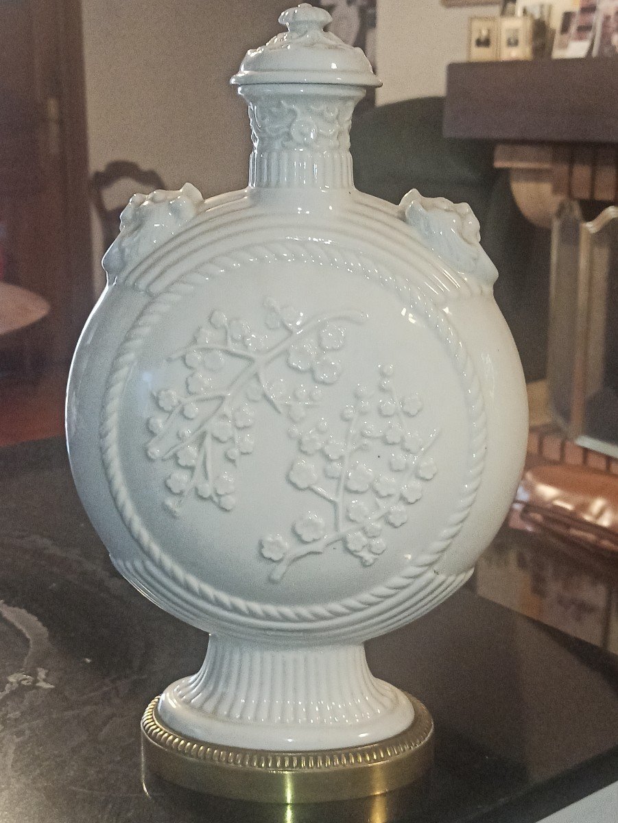 Gourd Vase In White China Mounted On Bronze Base, Etruscan Vase, Late Nineteenth