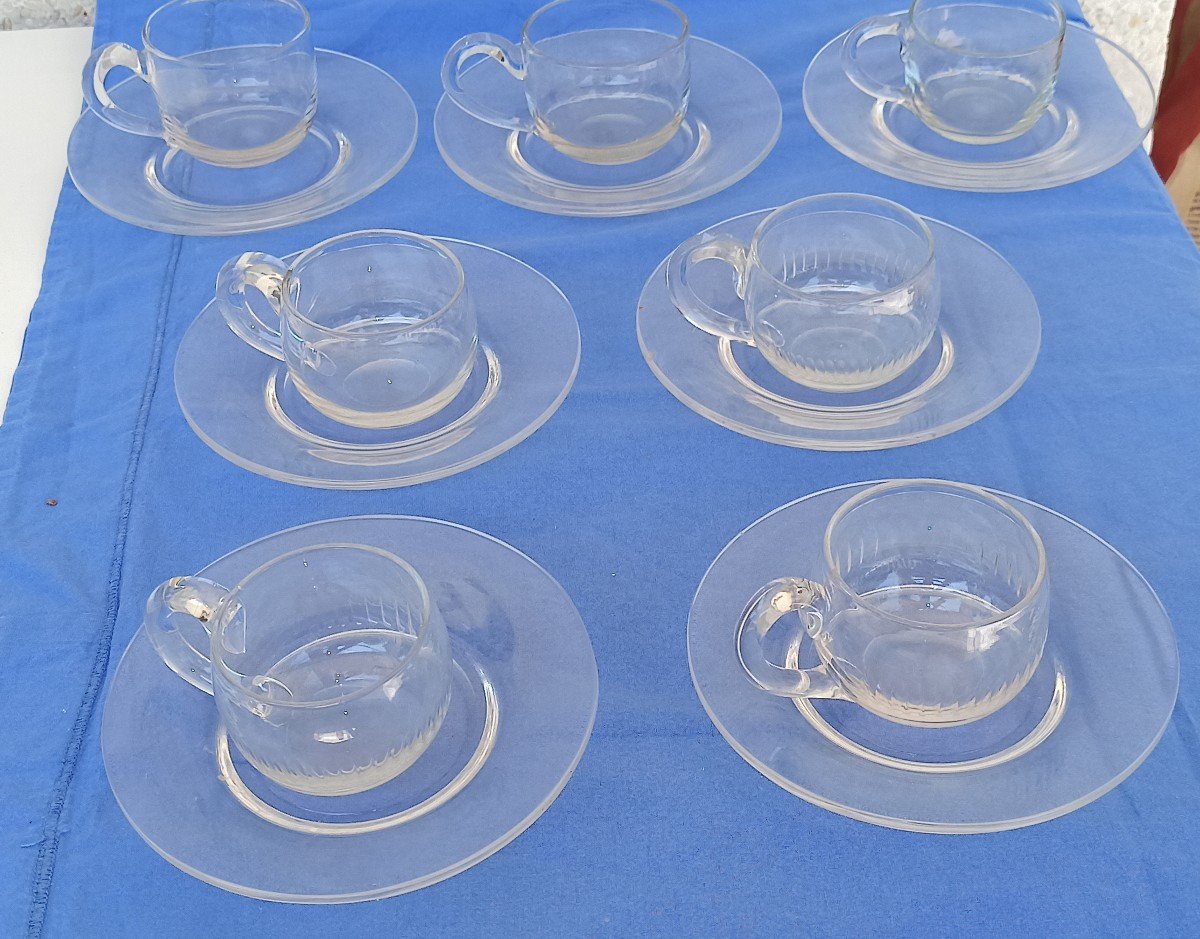 Ensemble De Tasses Et Sous Tasses En Cristal De Val saint Lambert orBaccarat Circa 1900