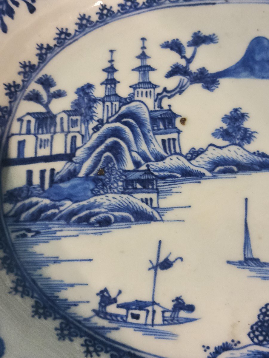 Plat Ovale En Porcelaine De Chine à Décor Lacustre regne De Qianlong -photo-3