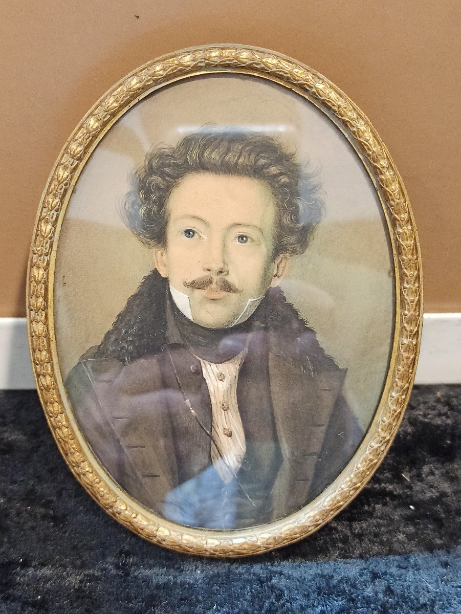 Miniature Sur Vélin Peinte D Un Portrait D Homme D époque Romantique