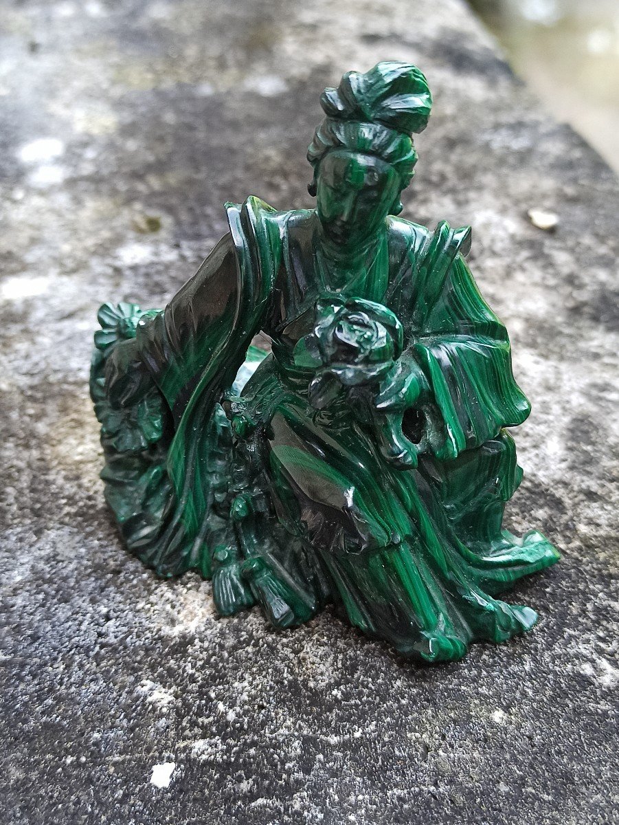  Sculpture Of Guayin In Malachite Chinese Work From The Mid-20th Century-photo-2