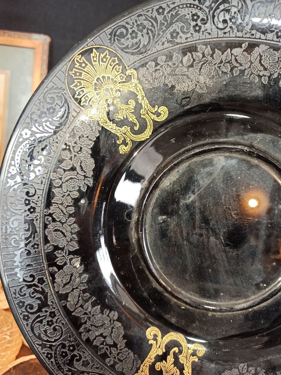 Assiette Présentoir En Cristal Noir Gravé Attribué à Baccarat-photo-4