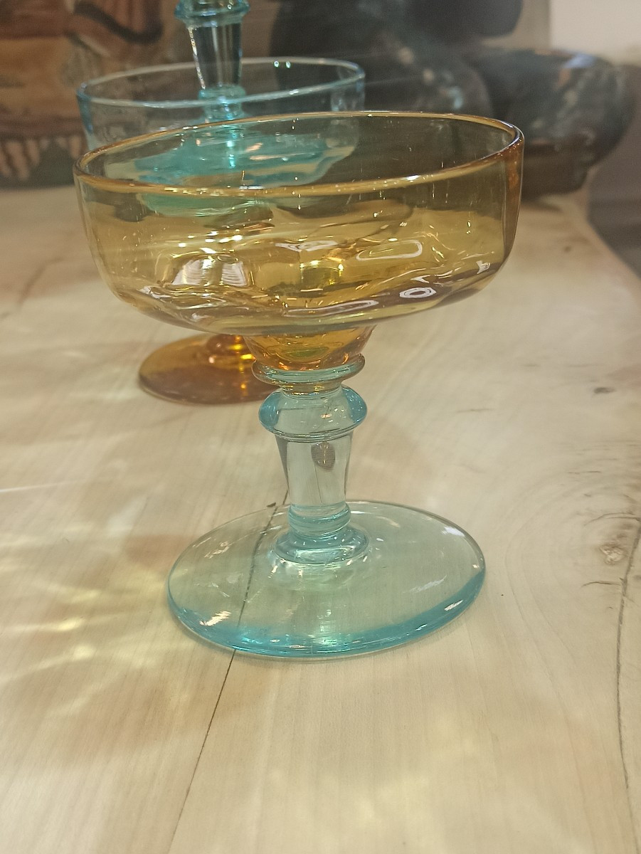 Set Of 4 Champagne Coupes, Known As "champenoise" Style, In Georges Sand Glass, 19th Century-photo-3