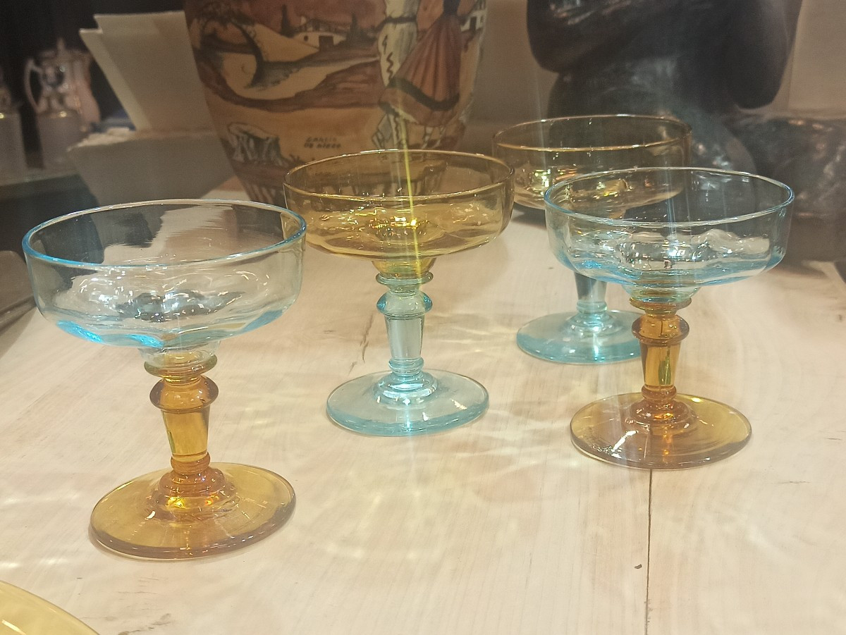 Set Of 4 Champagne Coupes, Known As "champenoise" Style, In Georges Sand Glass, 19th Century-photo-5