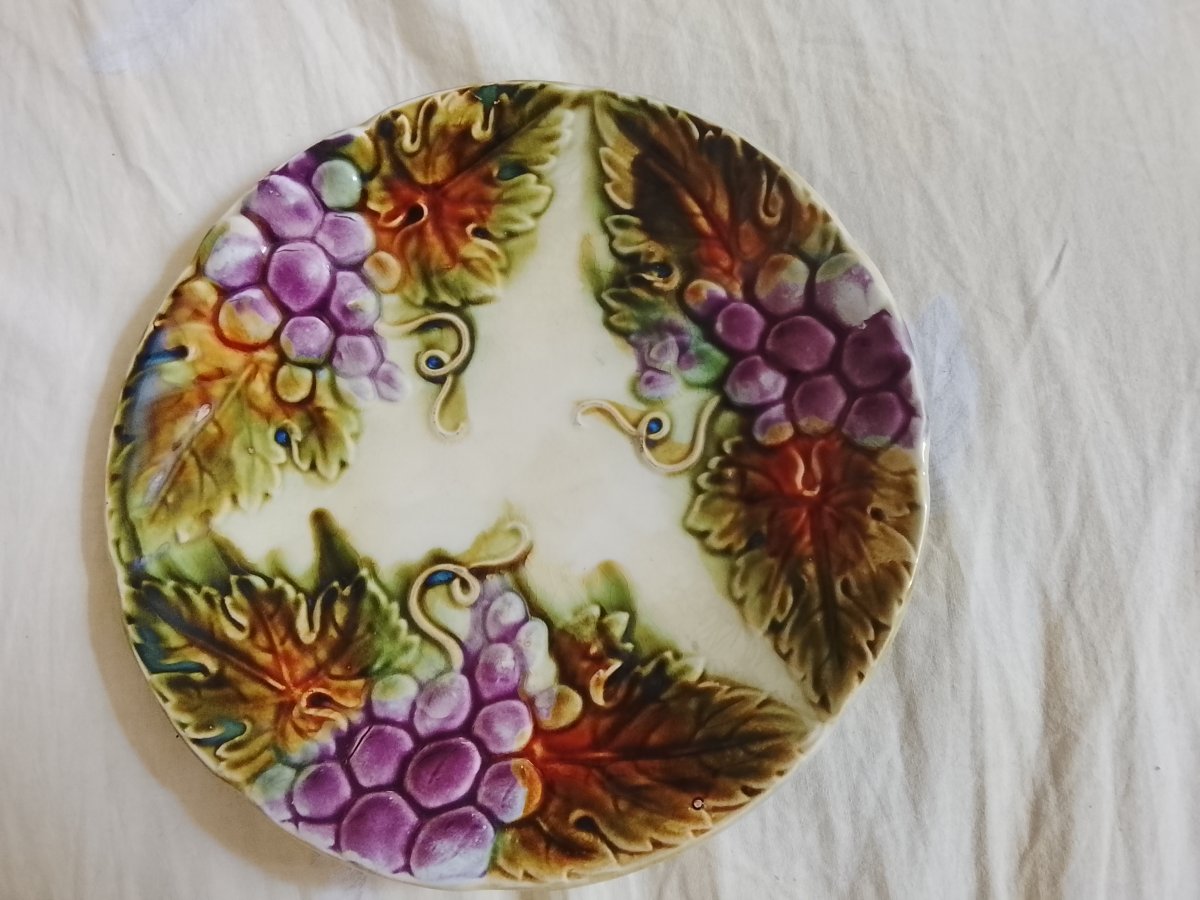 3 assiettes en barbotine vers 1890-photo-2