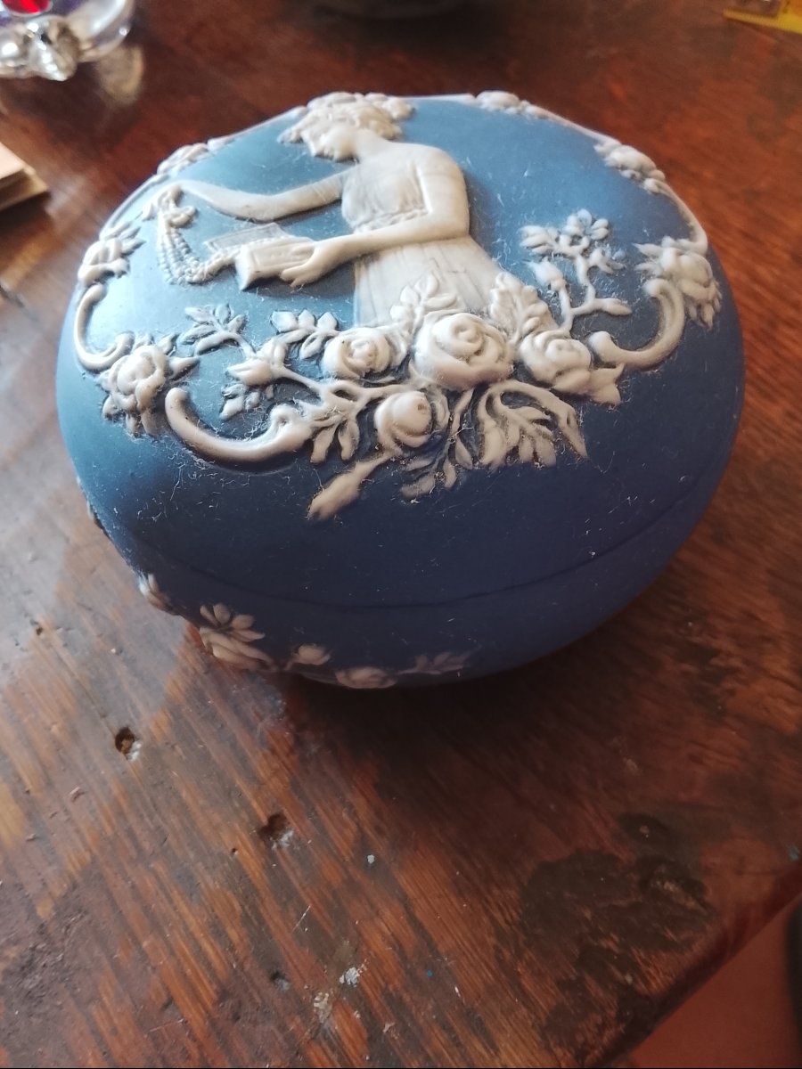 Limoges Biscuit Candy Dish In The Wedgwood Style, Circa 1900-photo-4