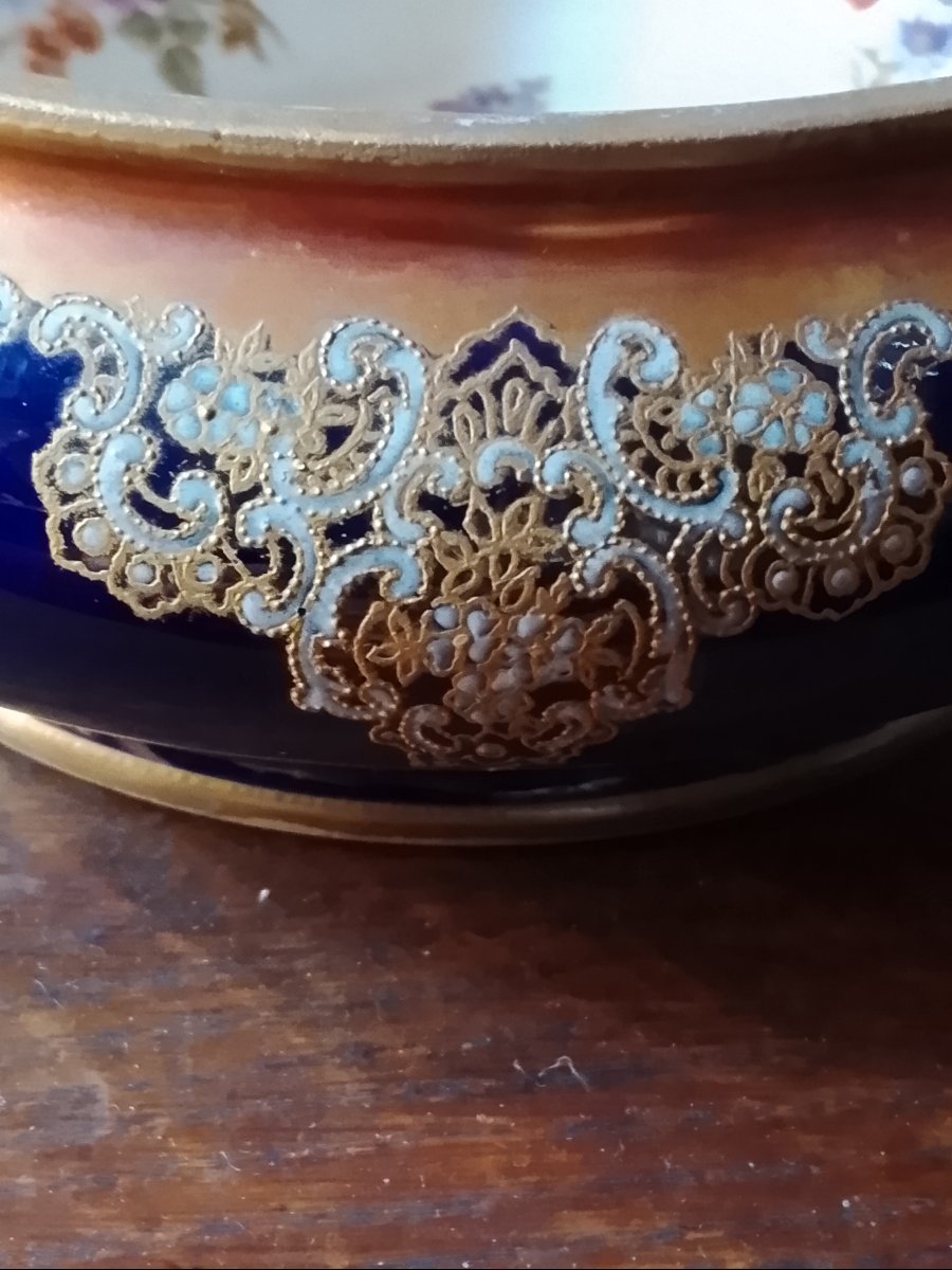 Importante boîte en porcelaine décorée par André Golse circa 1900-photo-4
