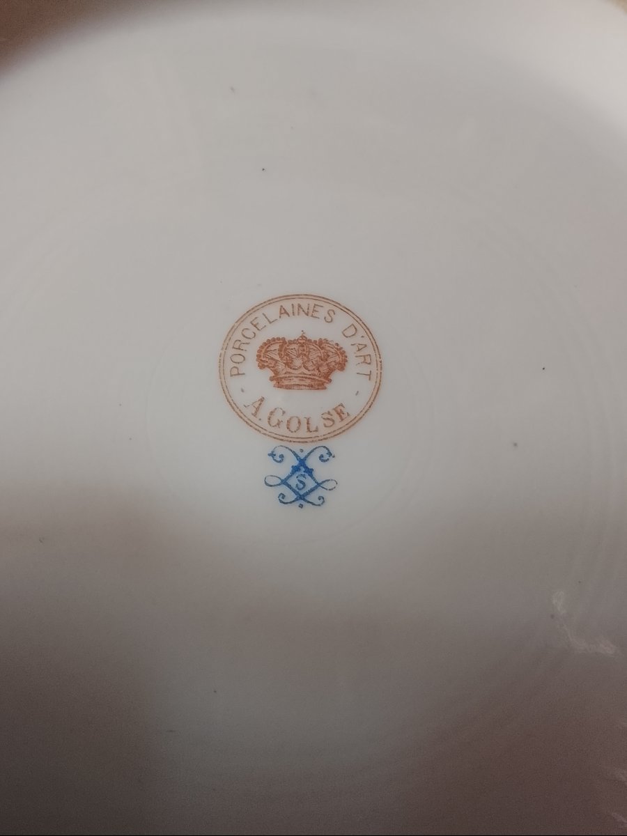 Importante boîte en porcelaine décorée par André Golse circa 1900-photo-4
