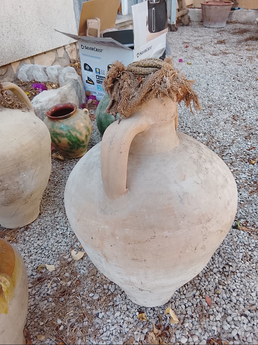 Set Of Three Water Jugs With Their Original Lids, Circa 1850-photo-1