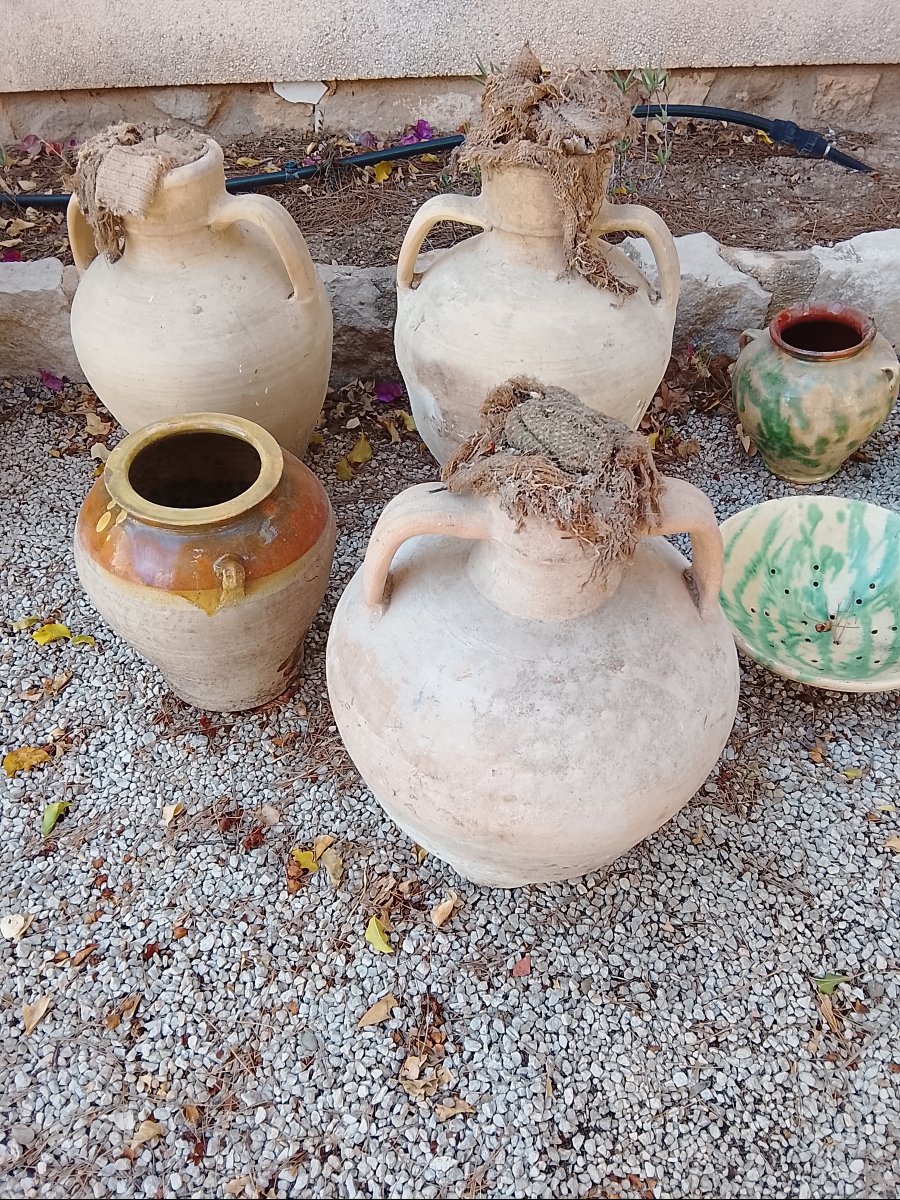 Set Of Three Water Jugs With Their Original Lids, Circa 1850