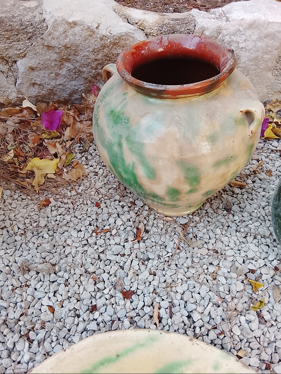 Petit pot en terre cuite vernissée jaune et coulées vertes XIXe-photo-2