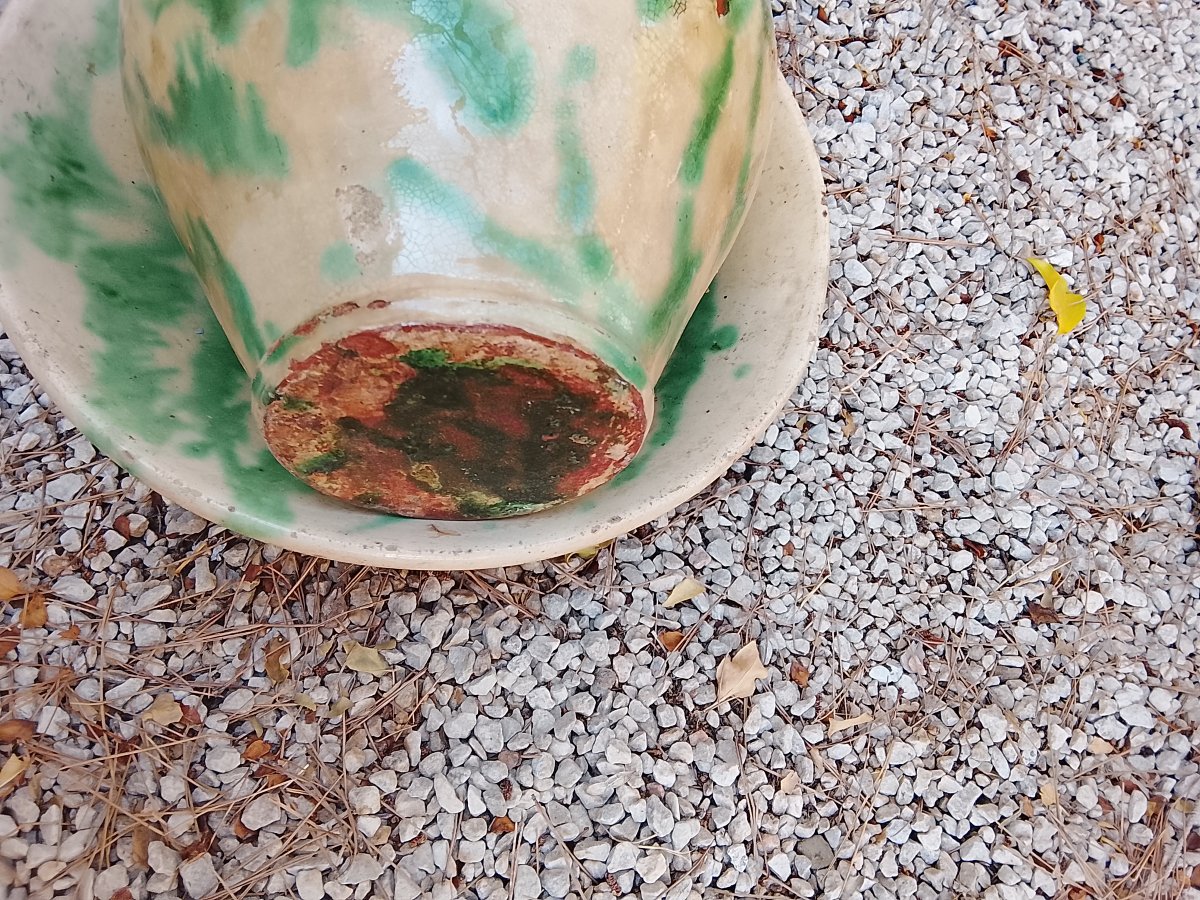 Petit pot en terre cuite vernissée jaune et coulées vertes XIXe-photo-4