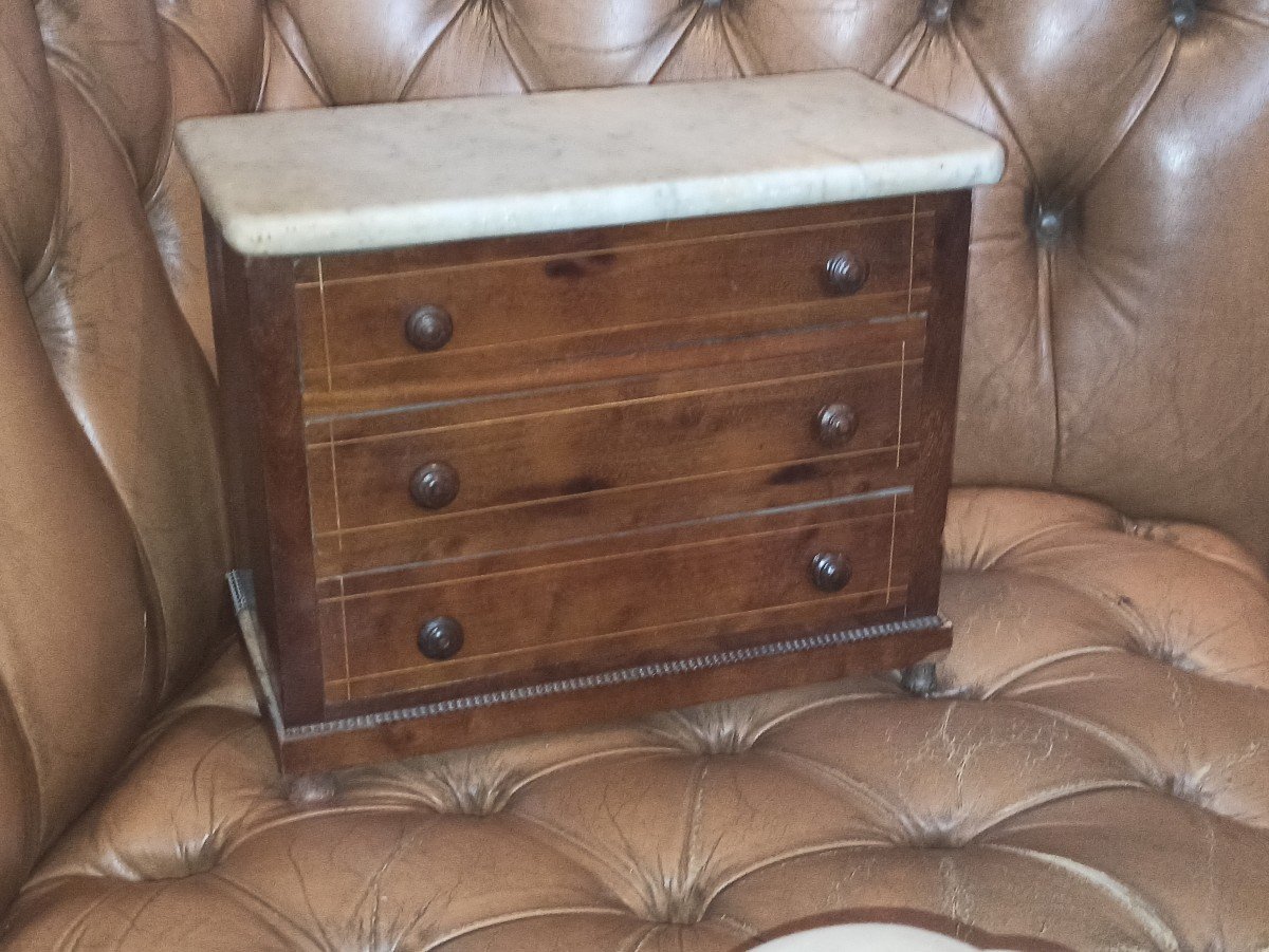 Commode De Poupée  Circa 1840