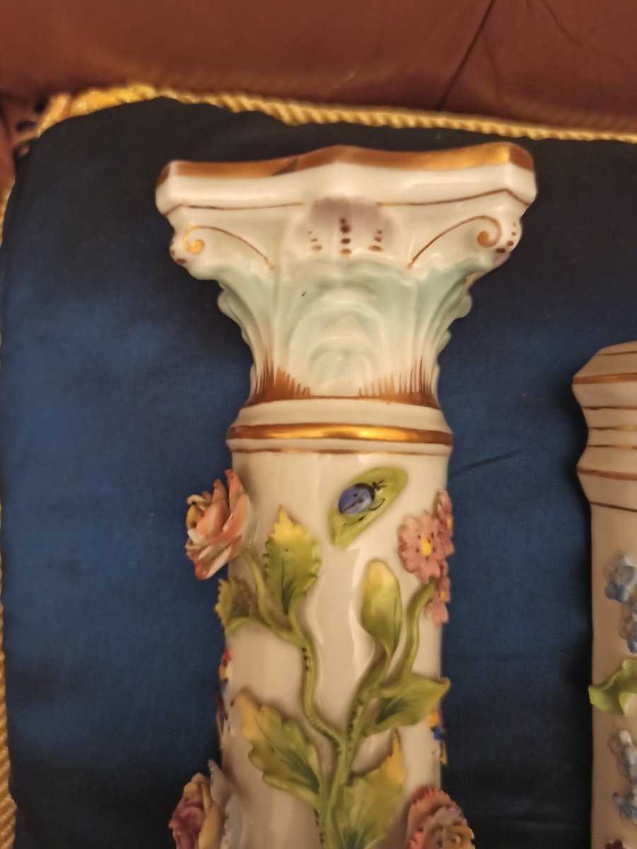 Ensemble De Demi Colonnes En Porcelaine  De Saxe Ou De Paris  XIXe Siecle-photo-2