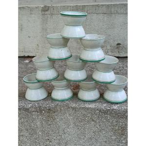 Rare Suite Of 10 Diabolo Egg Cups In White Paris Porcelain And Green Netting, Circa 1850