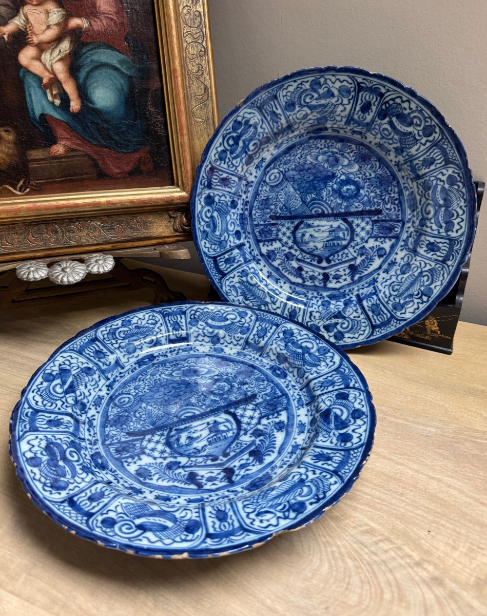 Paire d'assiettes  Delft à Décor de Chinoiseries