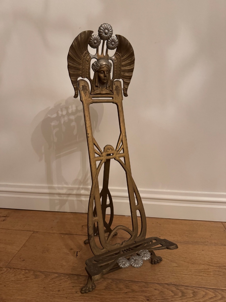 Chevalet de table, style Art Nouveau