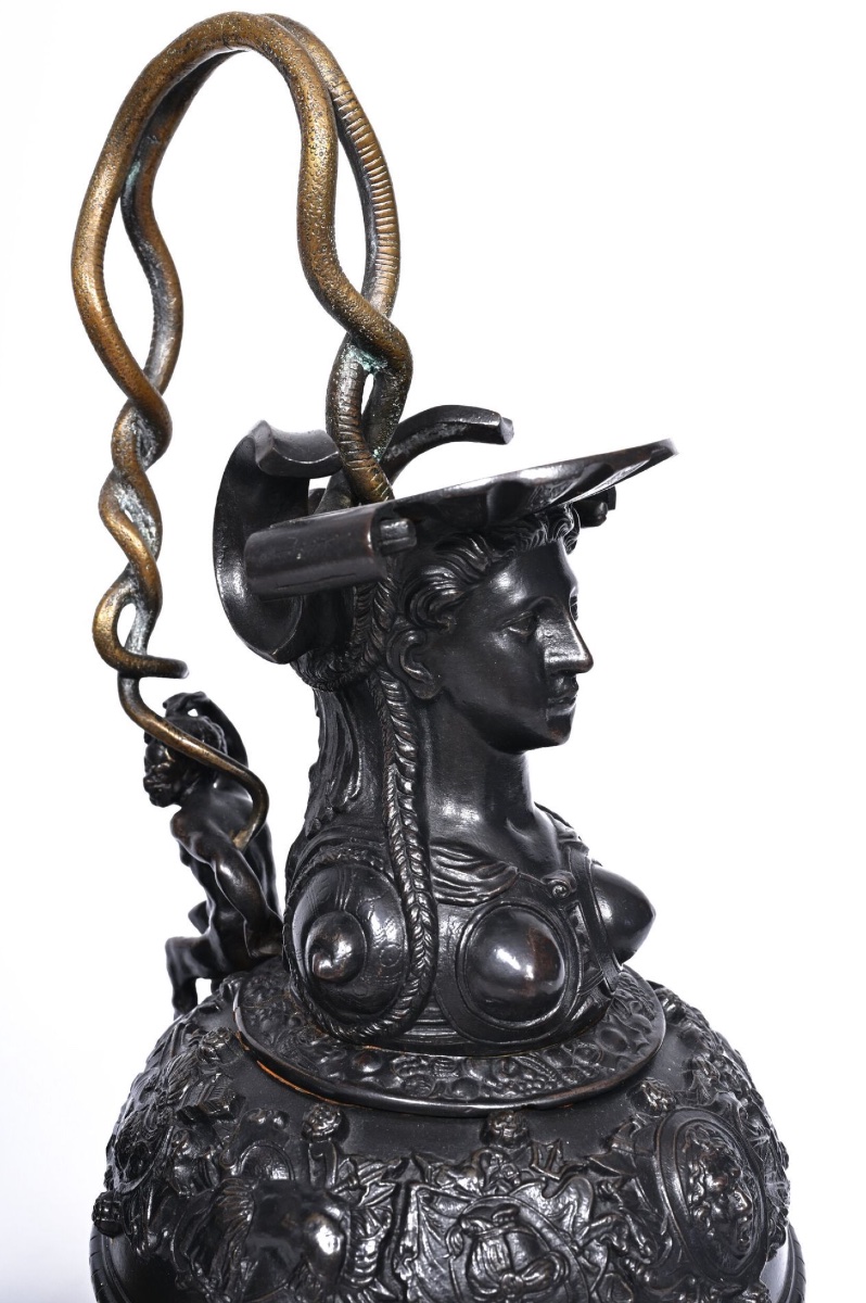 Impressive Pair Of Patinated Bronze Jugs (1870-1880)-photo-3