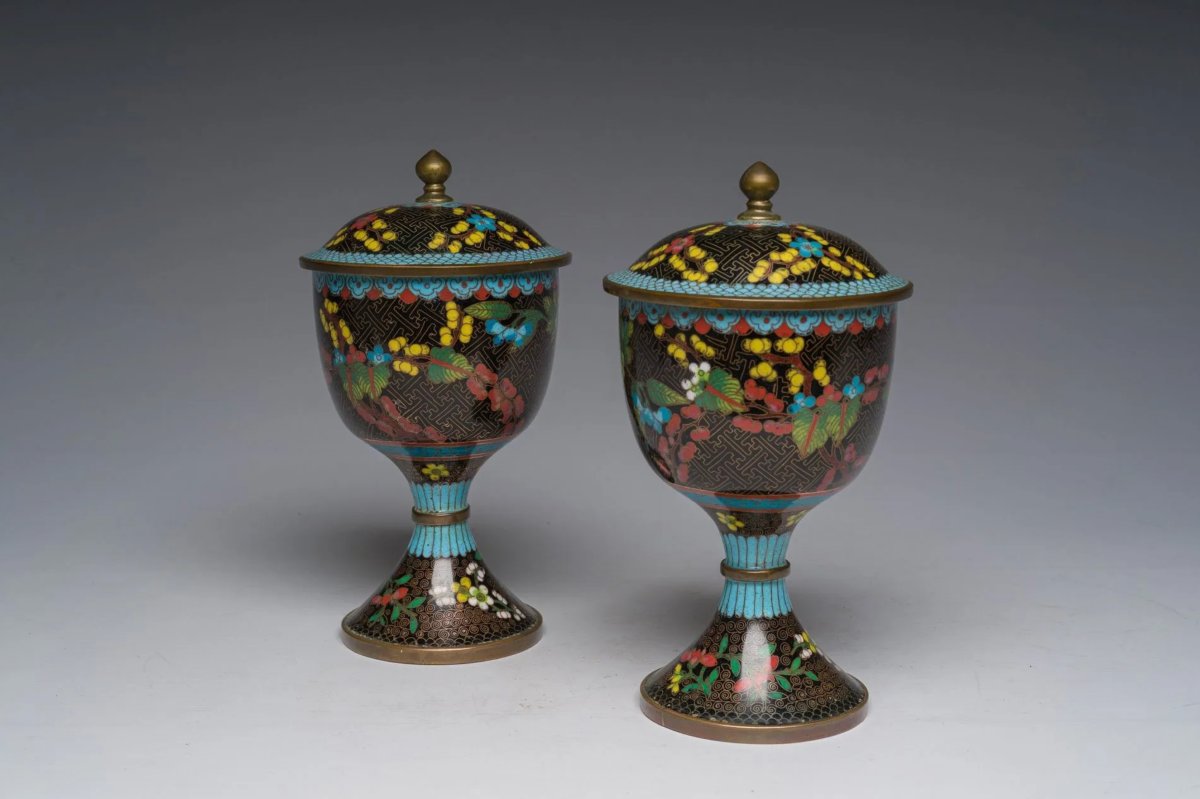 Chinese Cloisonné Vases With Lids, Qing Dynasty (1890-1900)-photo-2