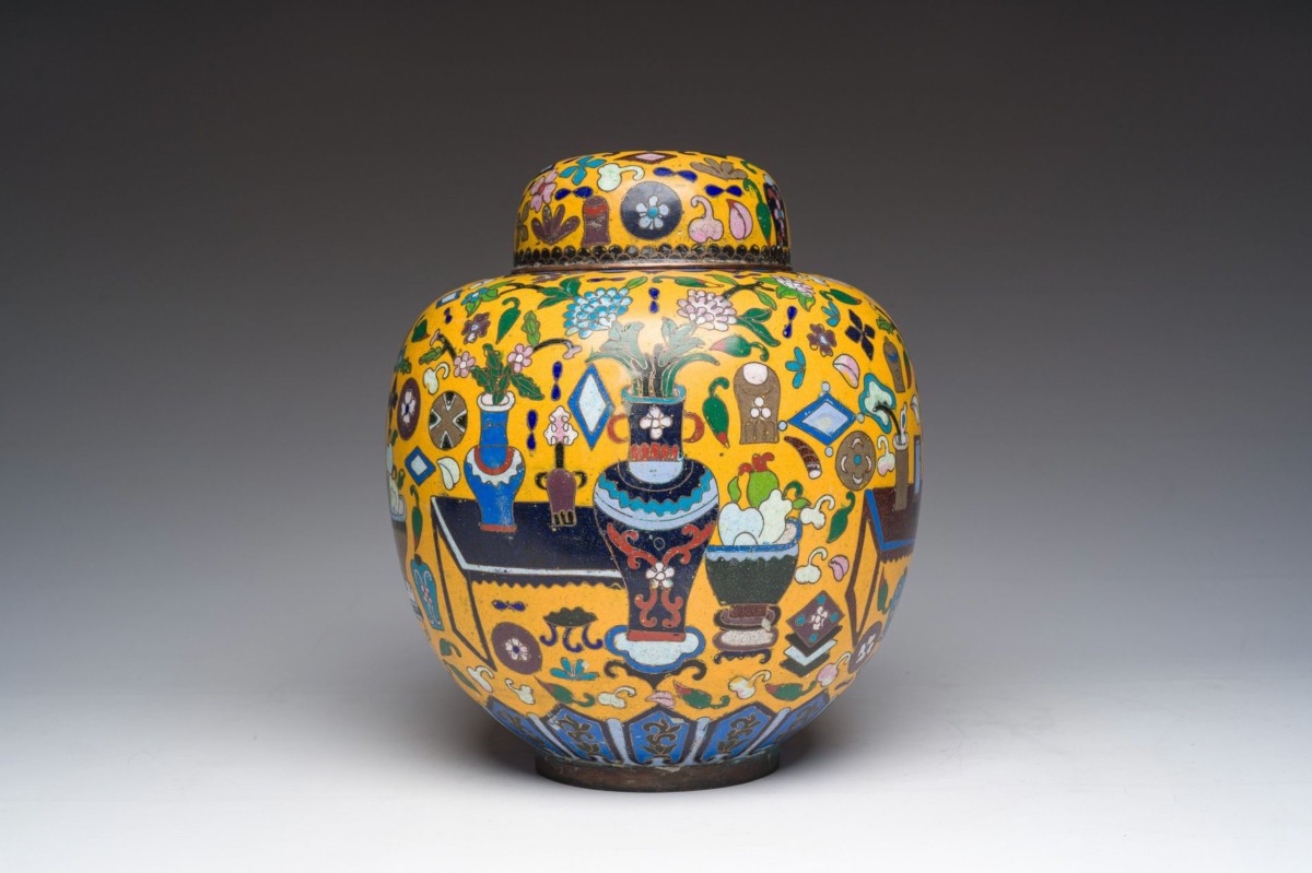 Pot à gingembre chinois en cloisonné, décoré de motifs antiques, dynastie Qing (1860-1880)