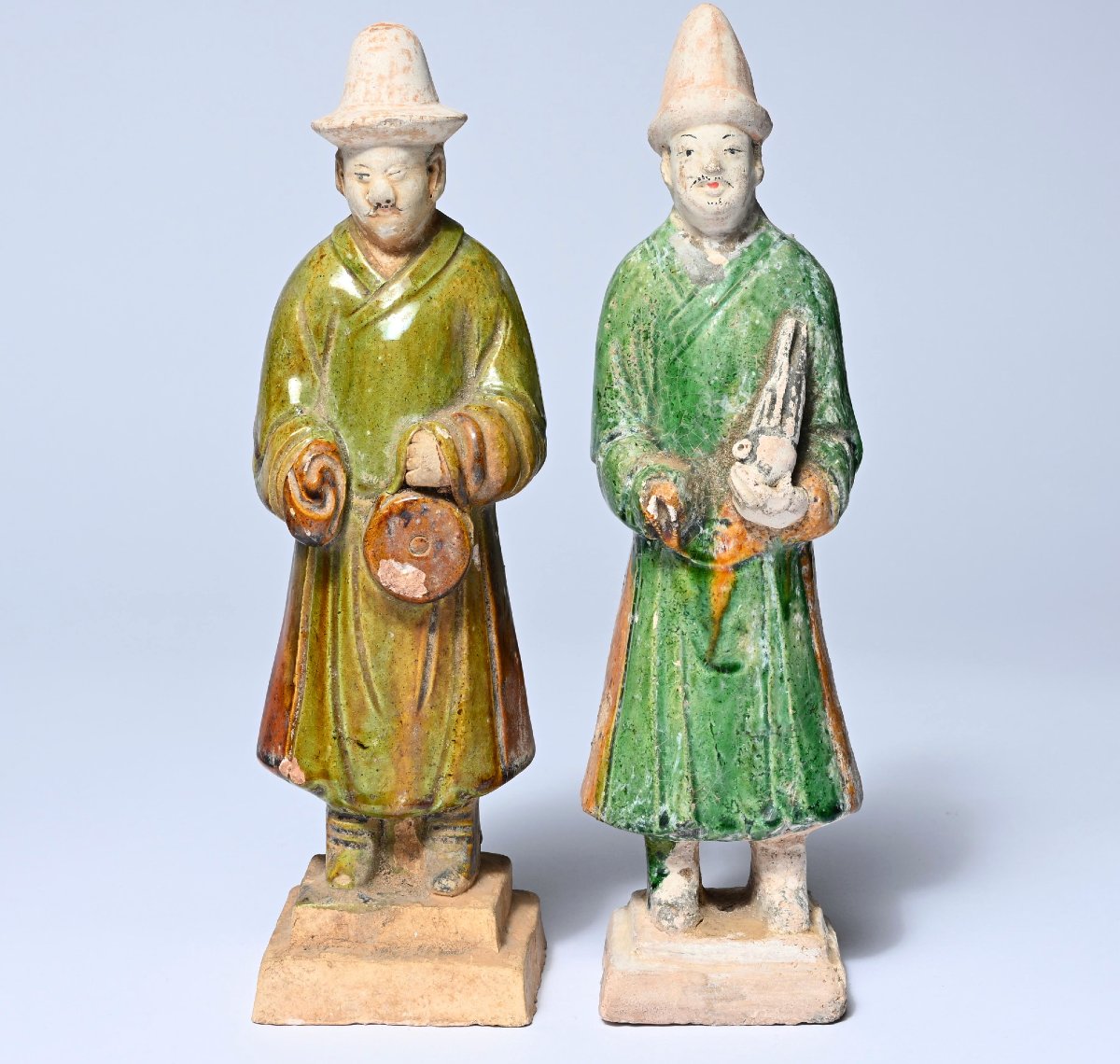 Two Sculptures Of Chinese Servants, Ming Dynasty (1368-1644)-photo-2