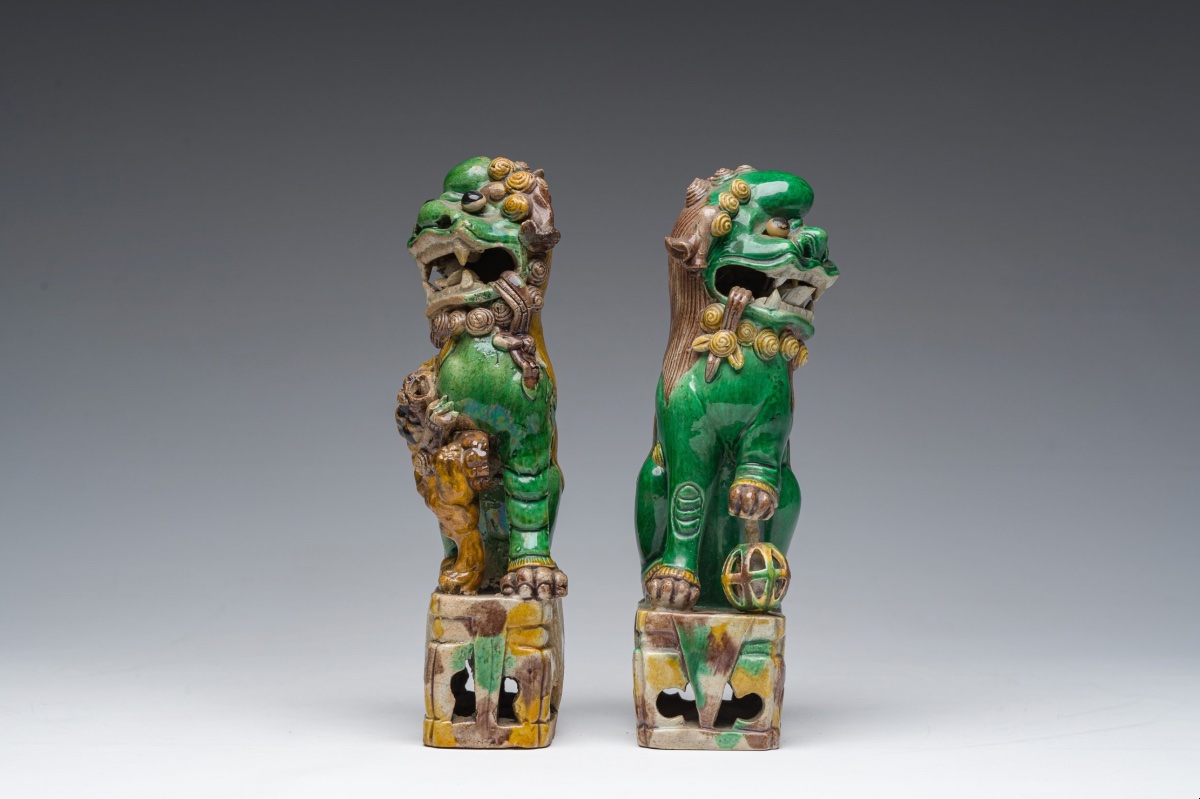 Chinese Buddhist Lions With “sancai” Enamel, Qing Dynasty, 1870–1900-photo-3
