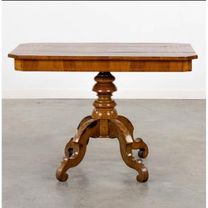 Richly Inlaid Italian Sorrento Side Table (1870-1890)