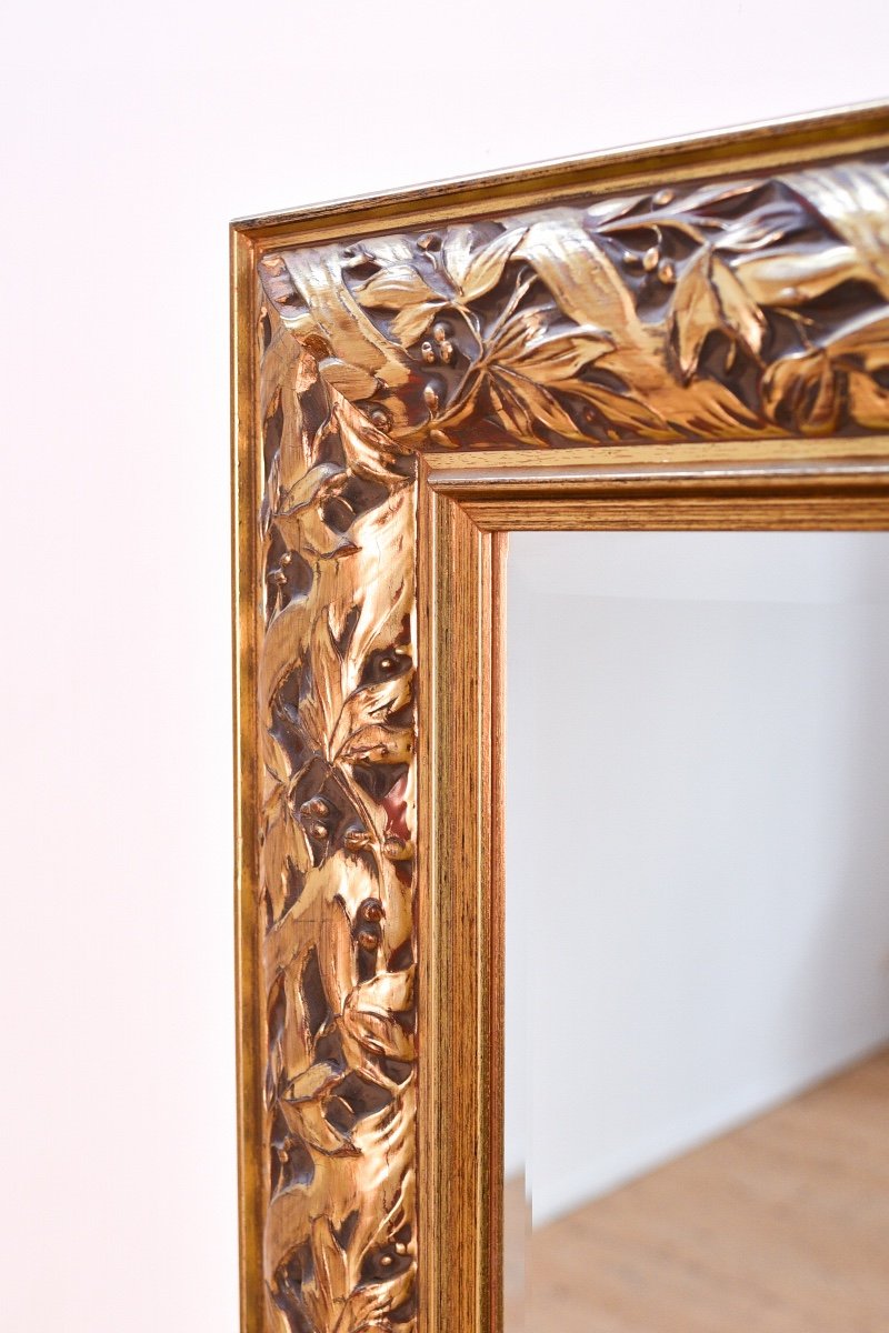 Large Mirror With Floral Patterns And Wooden Frame-photo-2