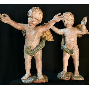 Pair Of Italian Cherubs Early 18th Century In Polychrome Wood