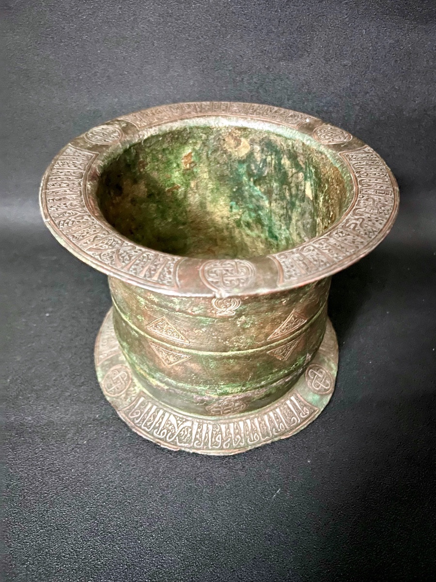 Islamic Bronze Mortar With Kufic Inscription – Mamluk Or Syria, 13th–15th Century-photo-4