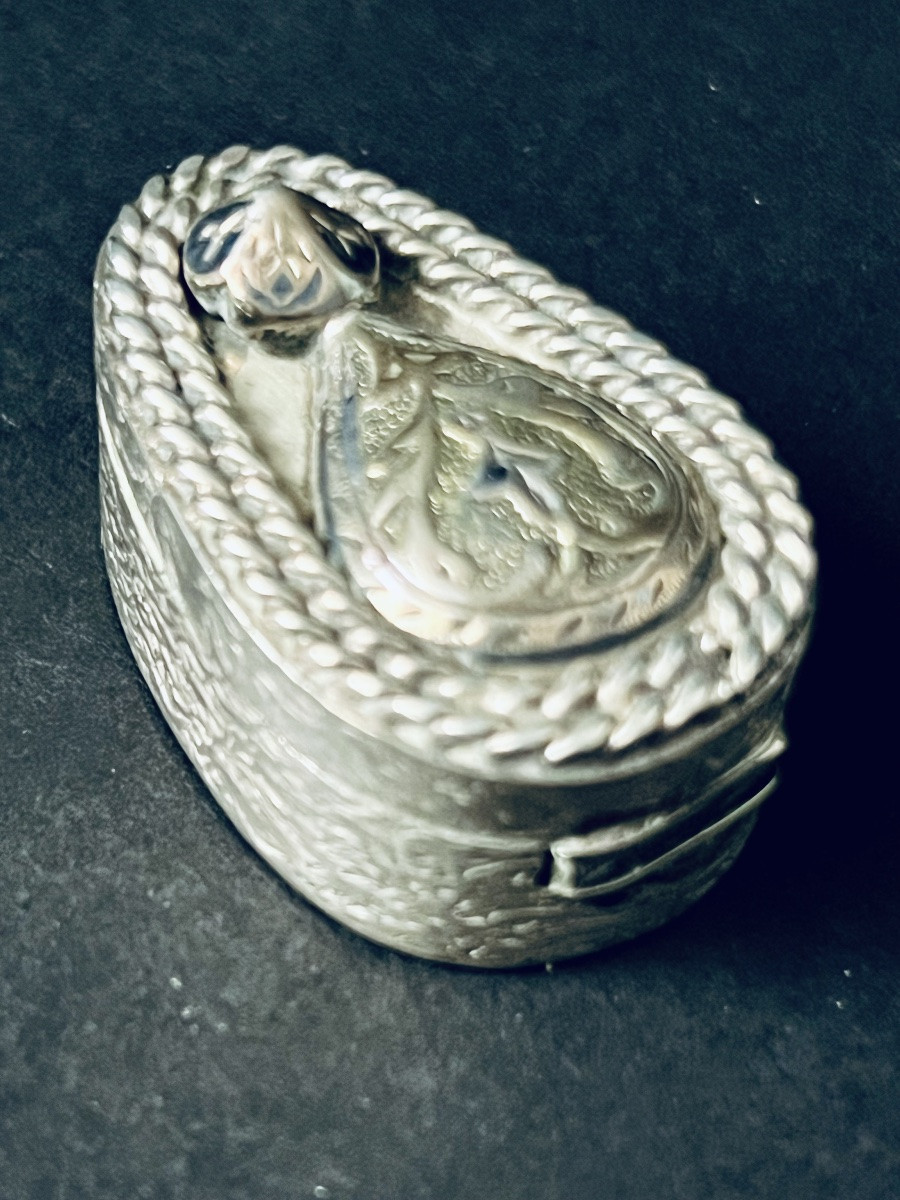 Pilulier en forme de bourse en argent - Empire Ottoman - XIXè-photo-1