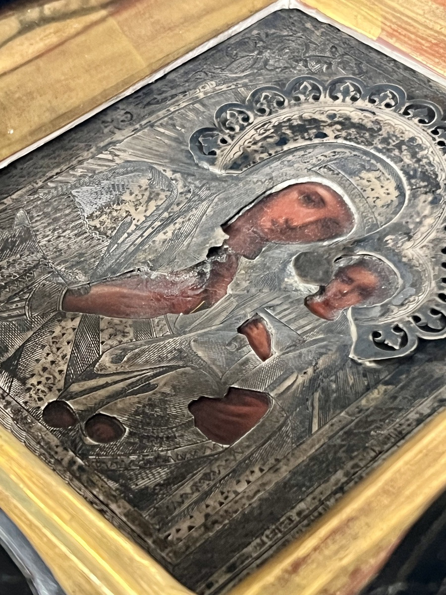 Antique Orthodox Icon Of The Kazan Mother Of God – Engraved Silver Riza – Russia, 19th Century -photo-8