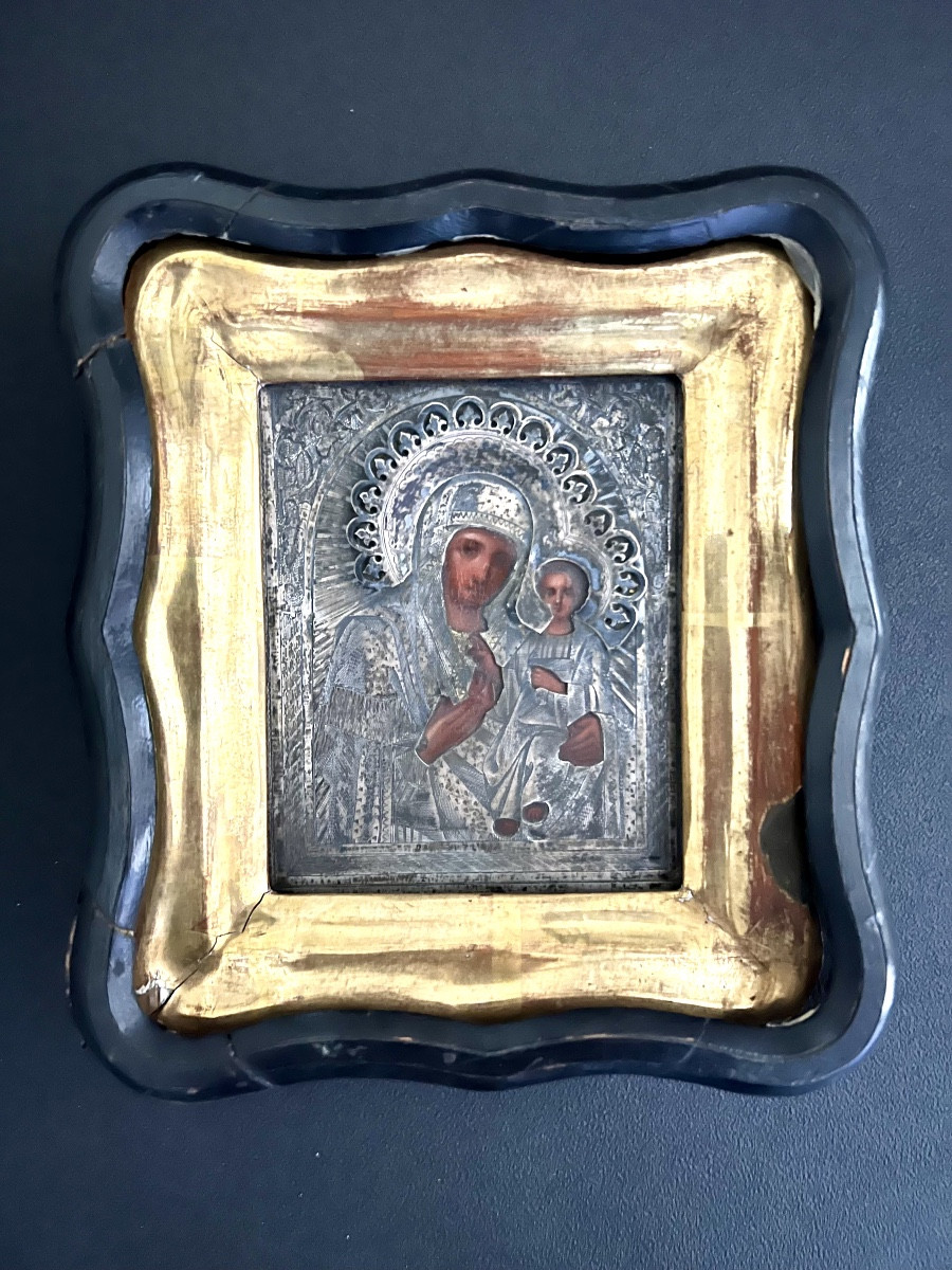 Antique Orthodox Icon Of The Kazan Mother Of God – Engraved Silver Riza – Russia, 19th Century 