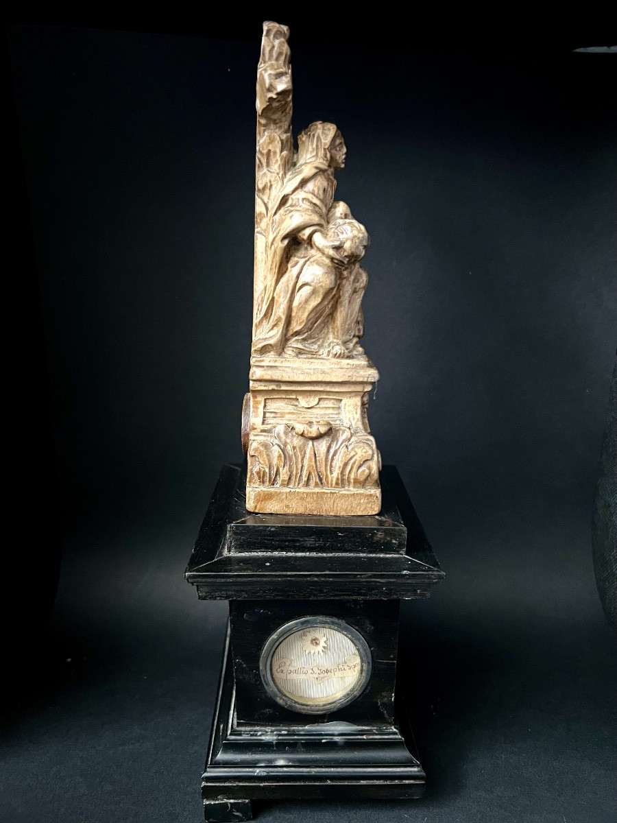 Reliquary – Sculpture Of The Pietà On A Base – With 3 Relics Ex Ossibus And Ex Pall-photo-1