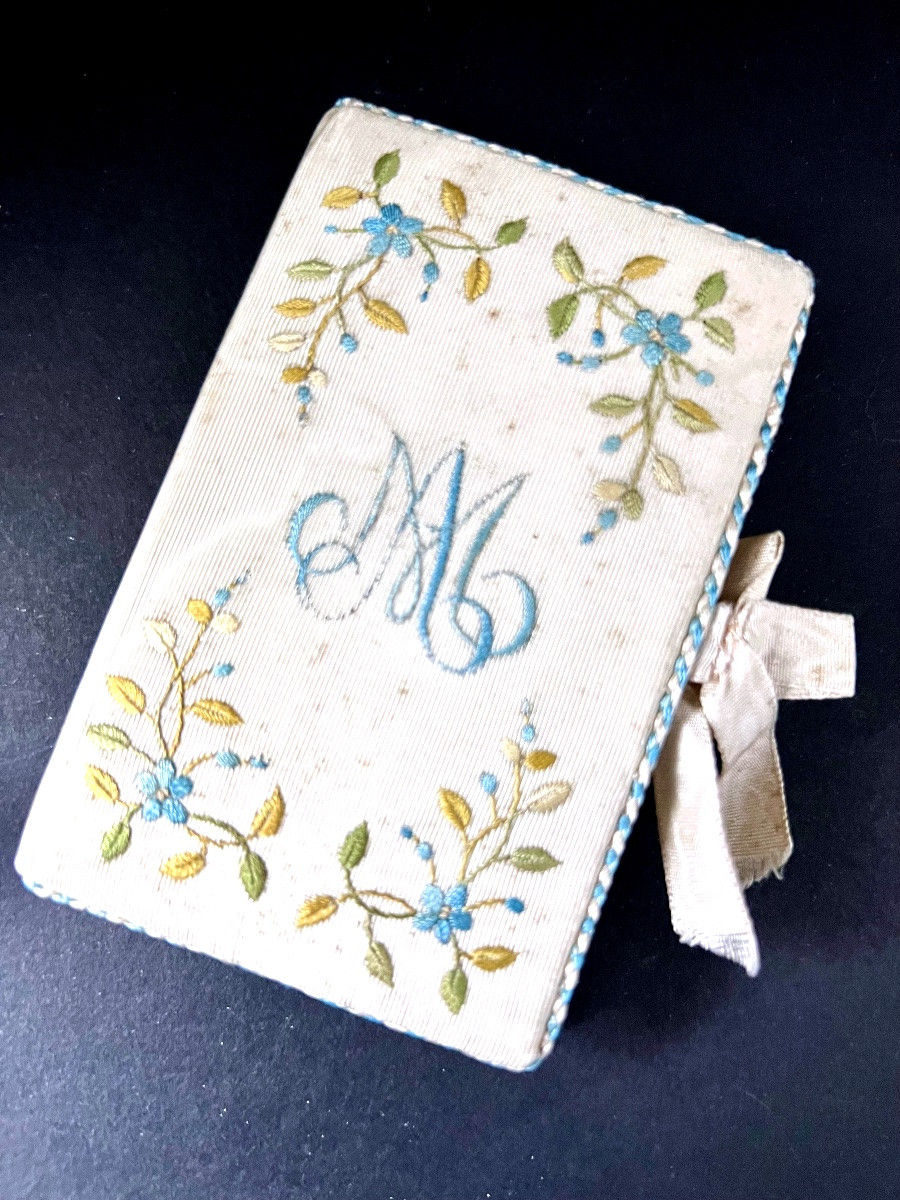 Reliquary In The Form Of An Embroidered Booklet, Containing 4 Relics -photo-2