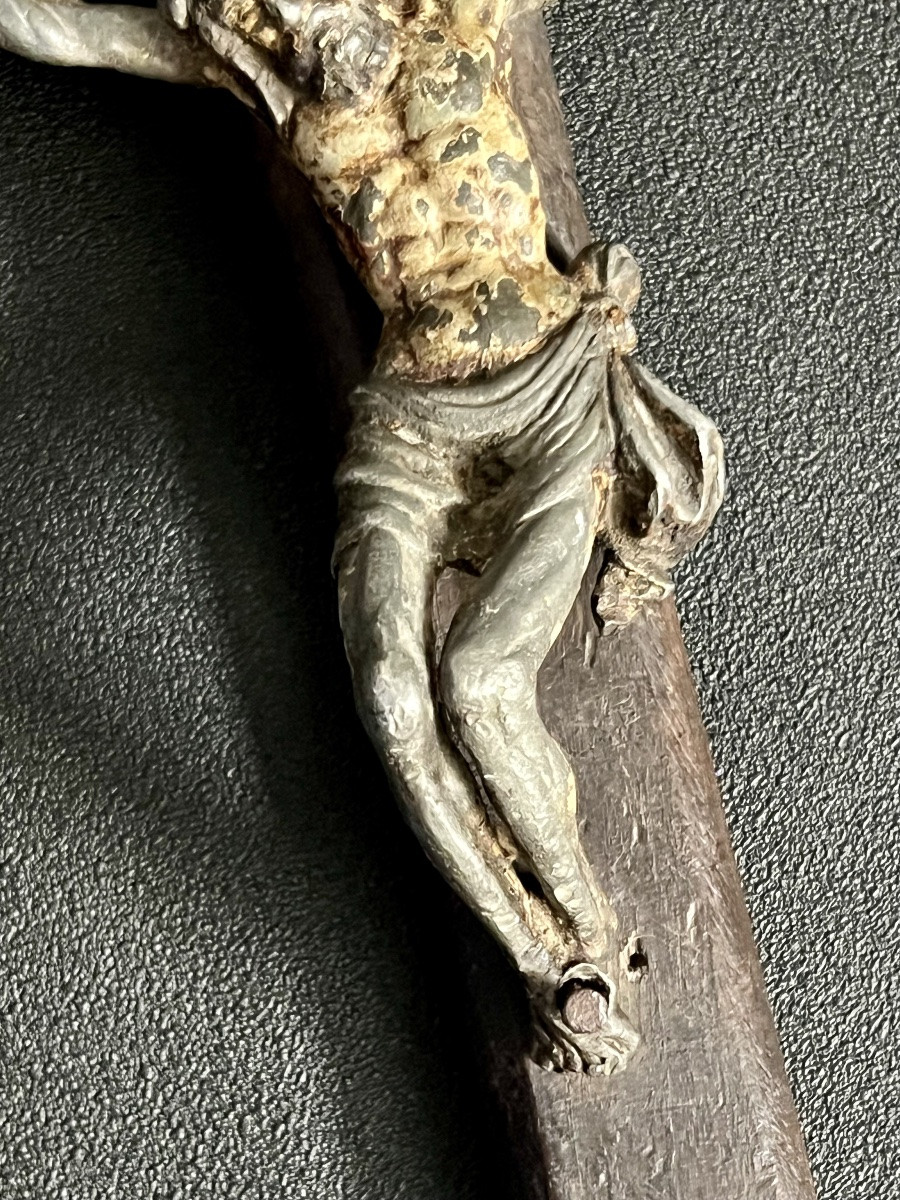 Antique Carved Wooden Crucifix And Polychrome Alloy Christ – 17th Or 18th Century – Italy-photo-2