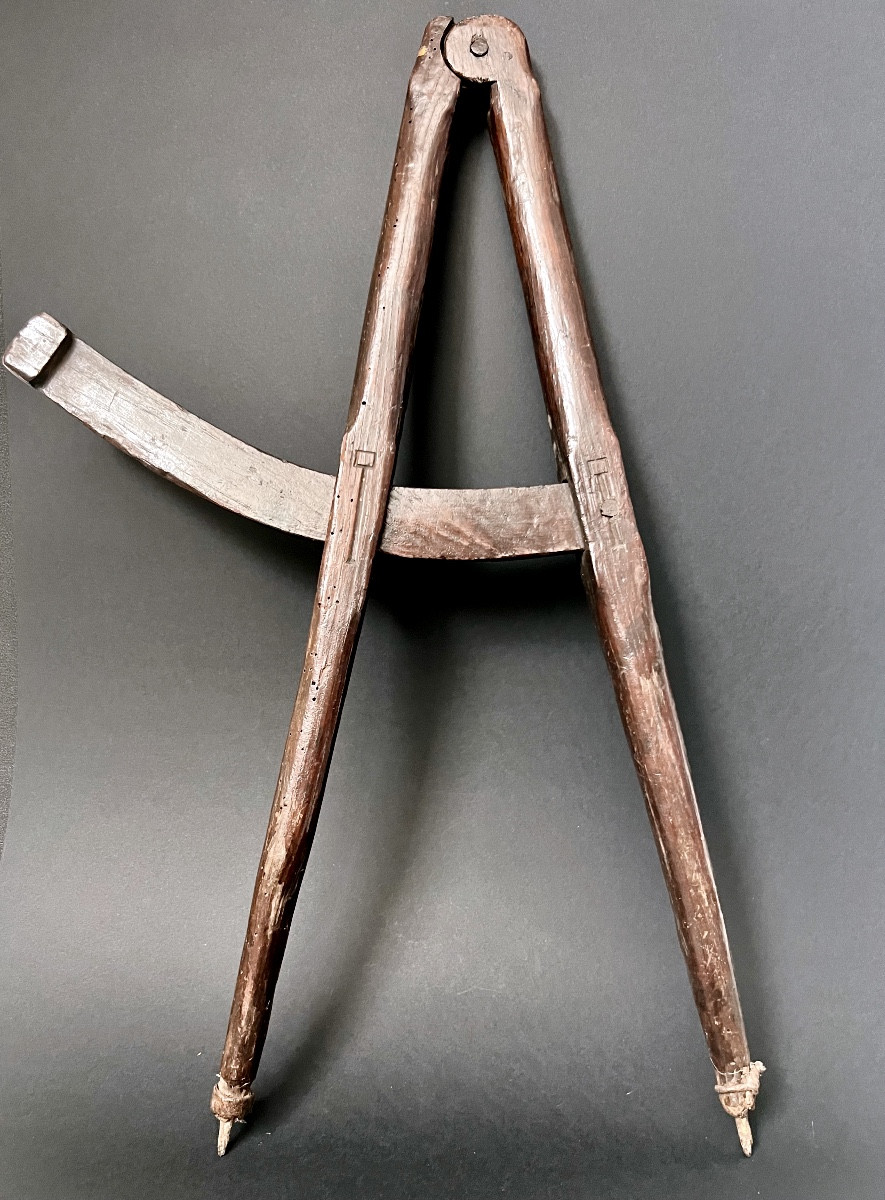 Large Engraved Wooden Carpenter's Compass – Dated 1824