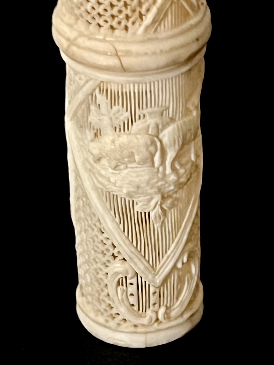 Carved Ivory Needle Case -photo-2