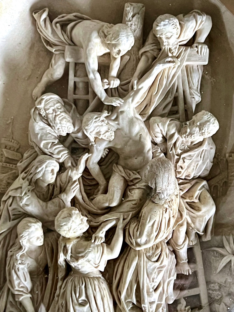 Important Bas-relief In Pipe Clay – “the Deposition Of Christ” – Signed E. Casier-photo-2