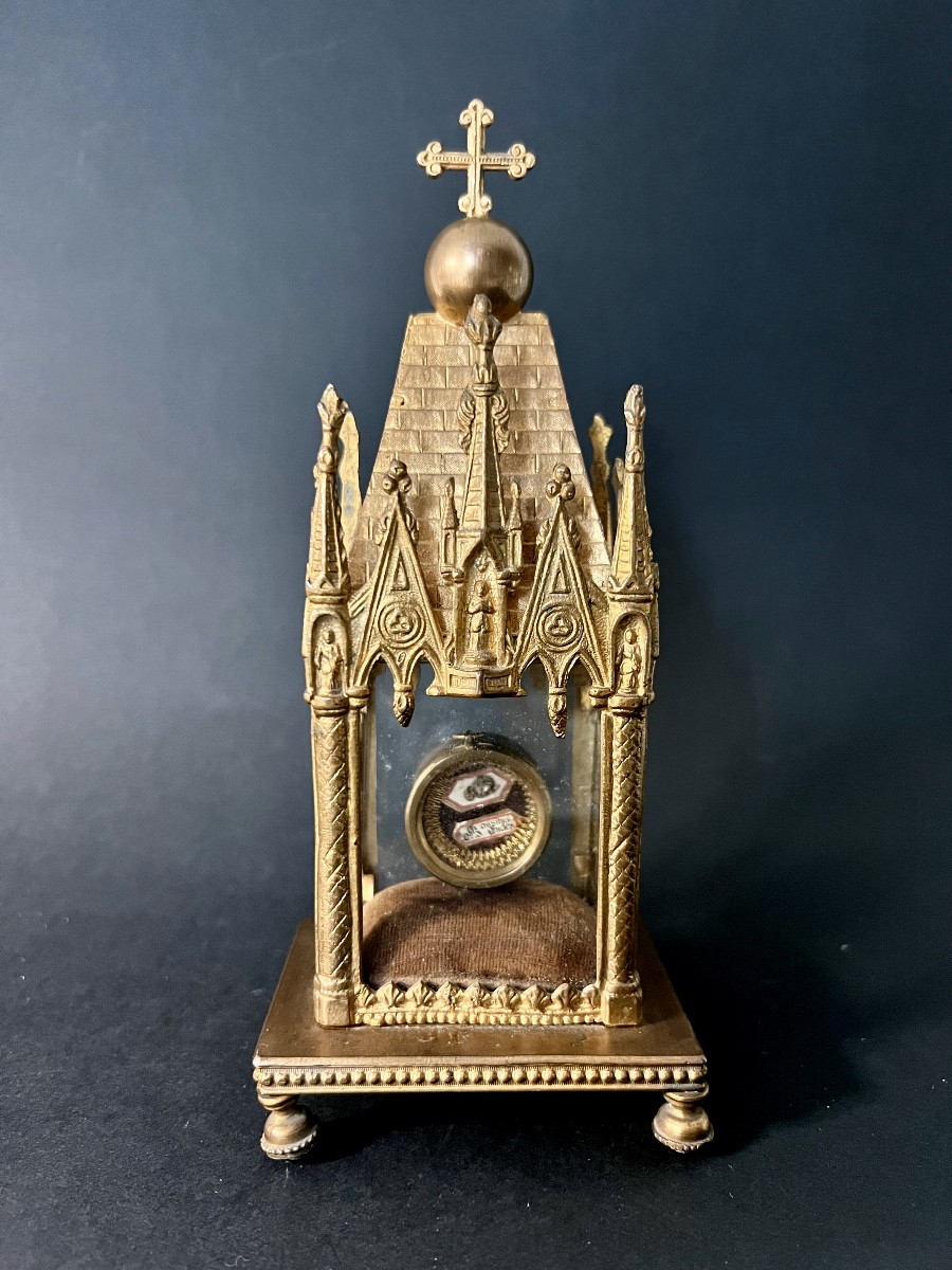 Neo-gothic Reliquary Shrine – 19th Century. Relic Ex Ossibus – Attributed To The Gindes Art Gallery.