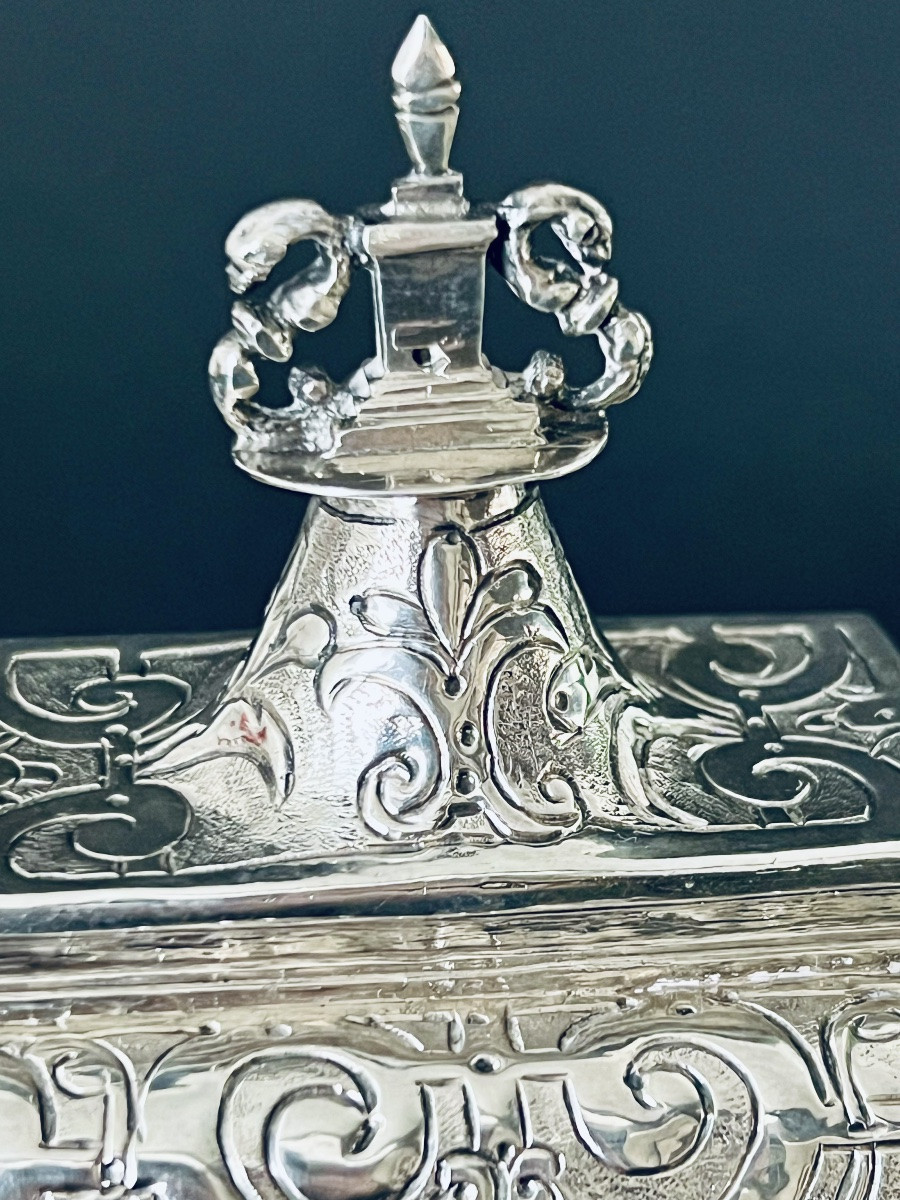 A Rare Silver Religious Reliquary Casket From Barbastro (aragon), Circa 1600–1625 - Spain.-photo-1