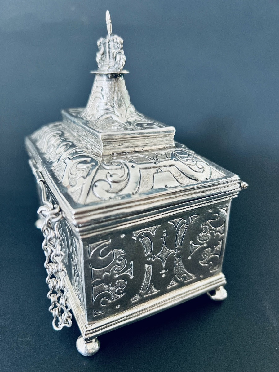 A Rare Silver Religious Reliquary Casket From Barbastro (aragon), Circa 1600–1625 - Spain.-photo-5
